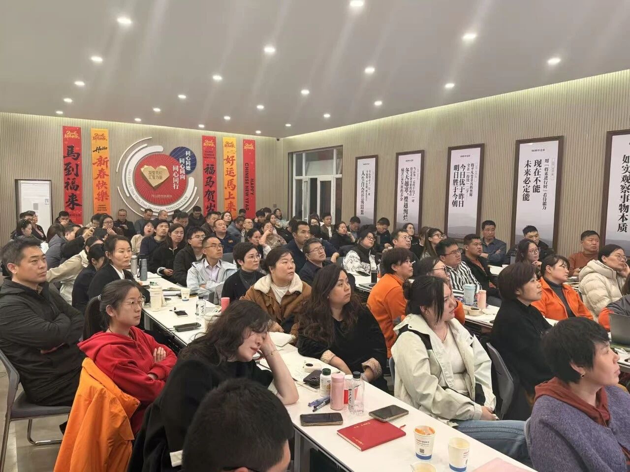 AIʵս��Բ��������������Ա��ҵ������Ч